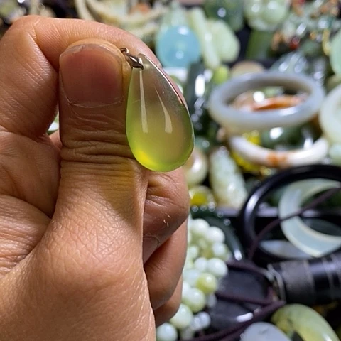 岫玉颈饰未镶嵌挂件