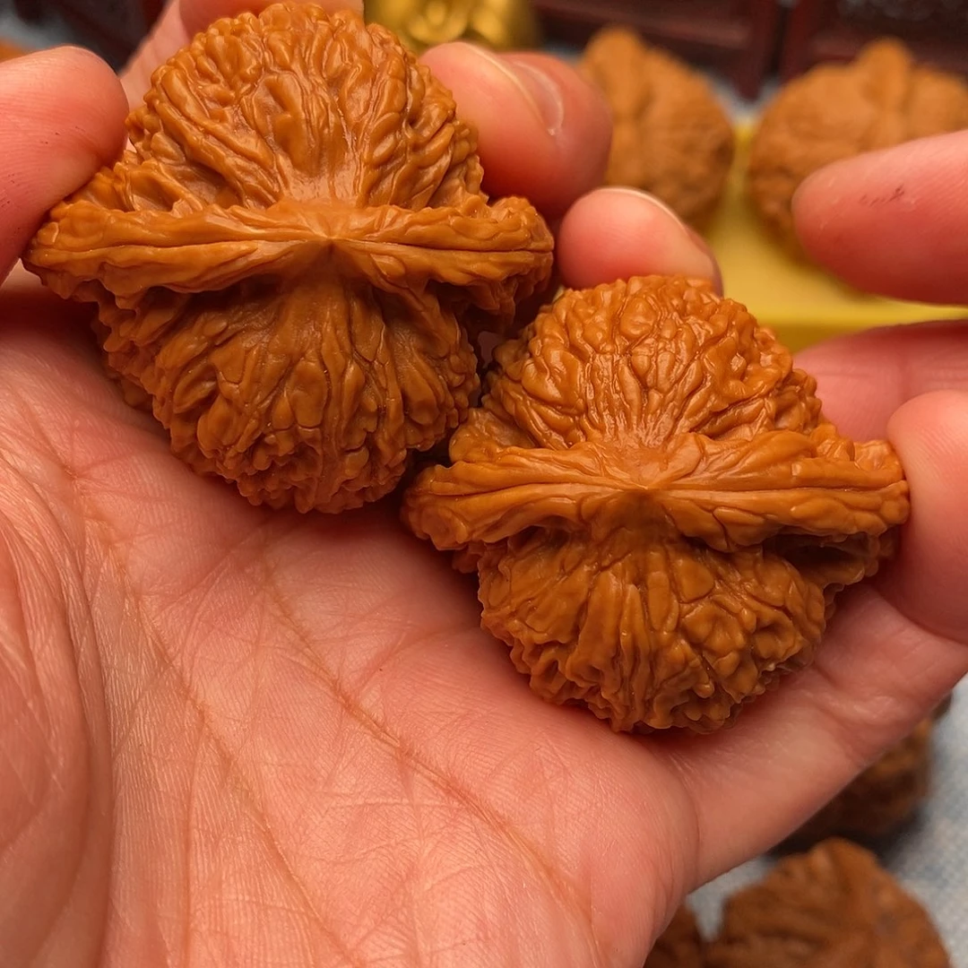 文玩核桃把件全品粗棱南疆石43尺