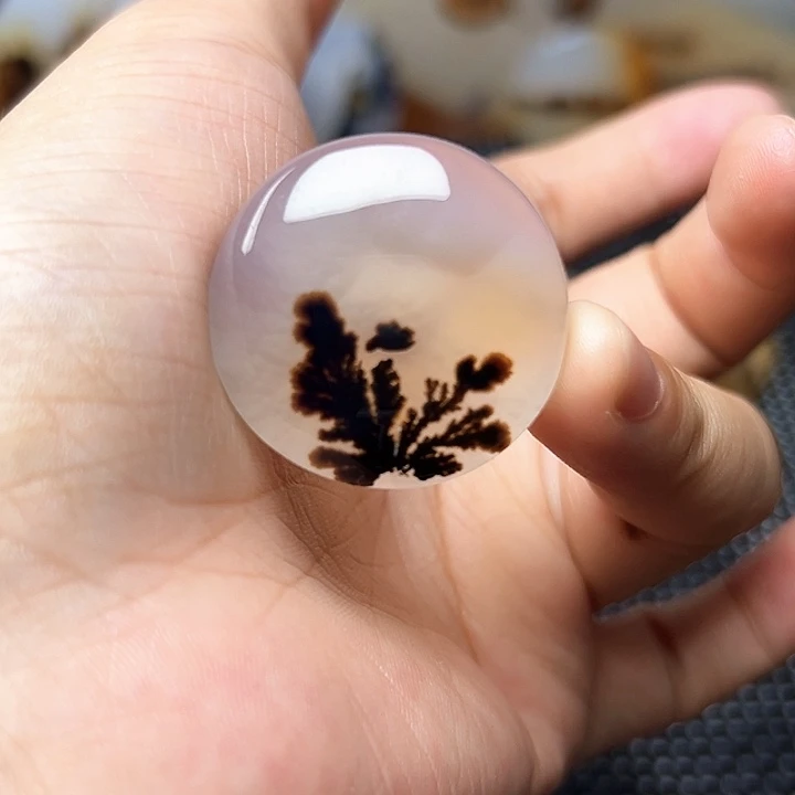 玛瑙/玉髓未镶嵌珠宝半成品