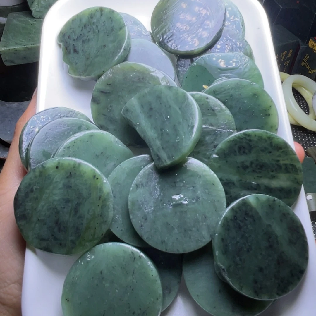 未镶嵌和田玉珠宝半成品