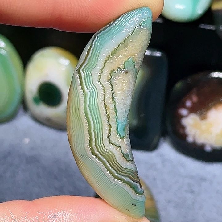 珠宝奇石玛瑙未镶嵌