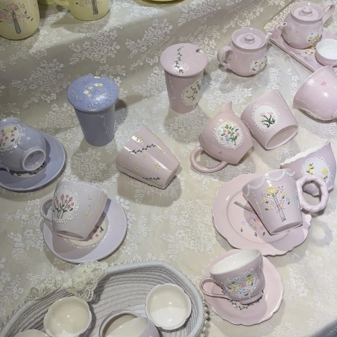 陶瓷哈哈哈哈哈哈哈