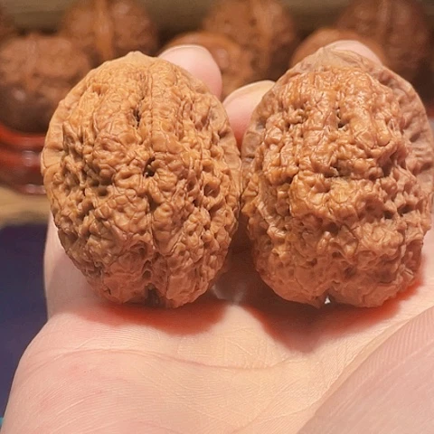 把件文玩核桃合十印带彩41+