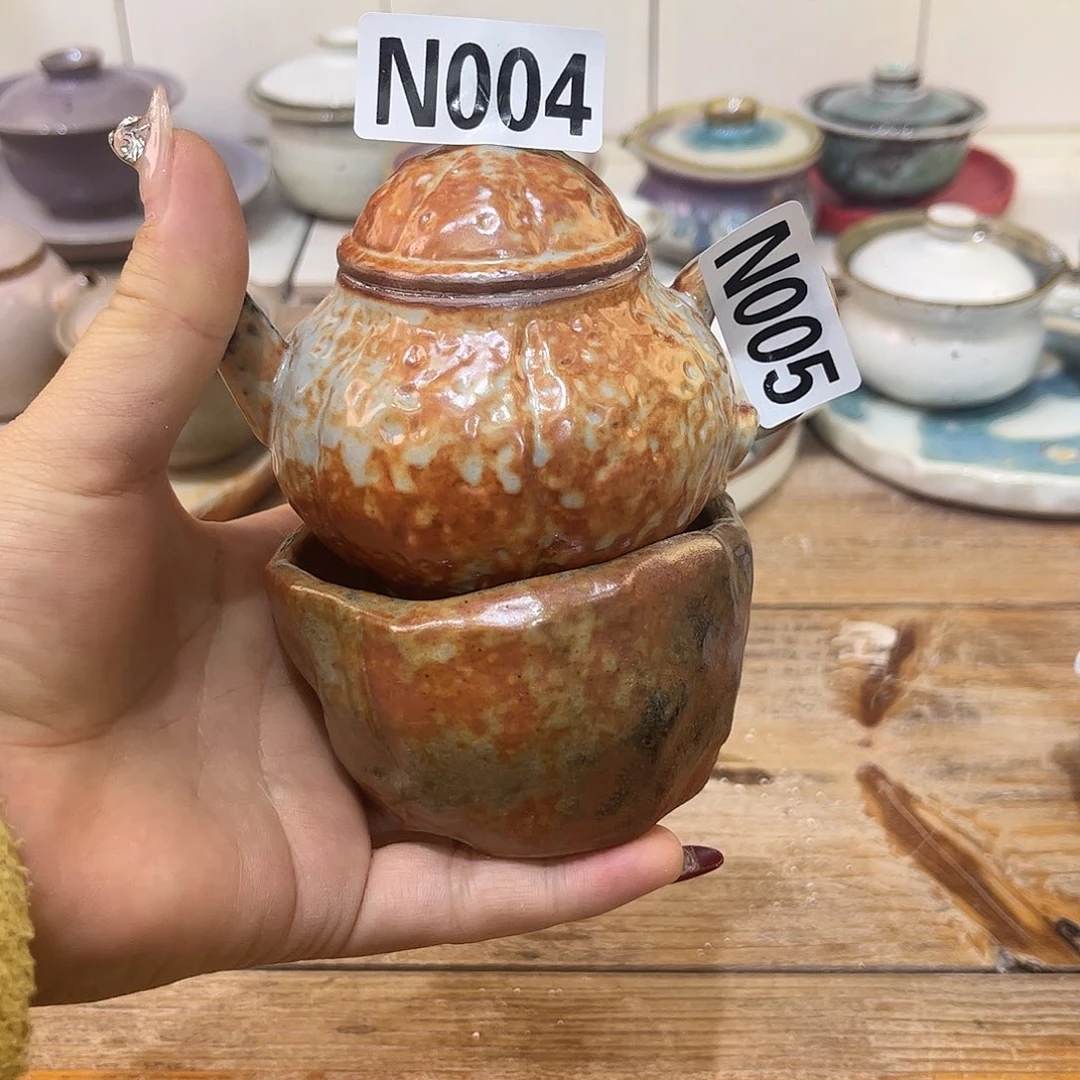 朱泥茶杯?**糕陶瓷艺术