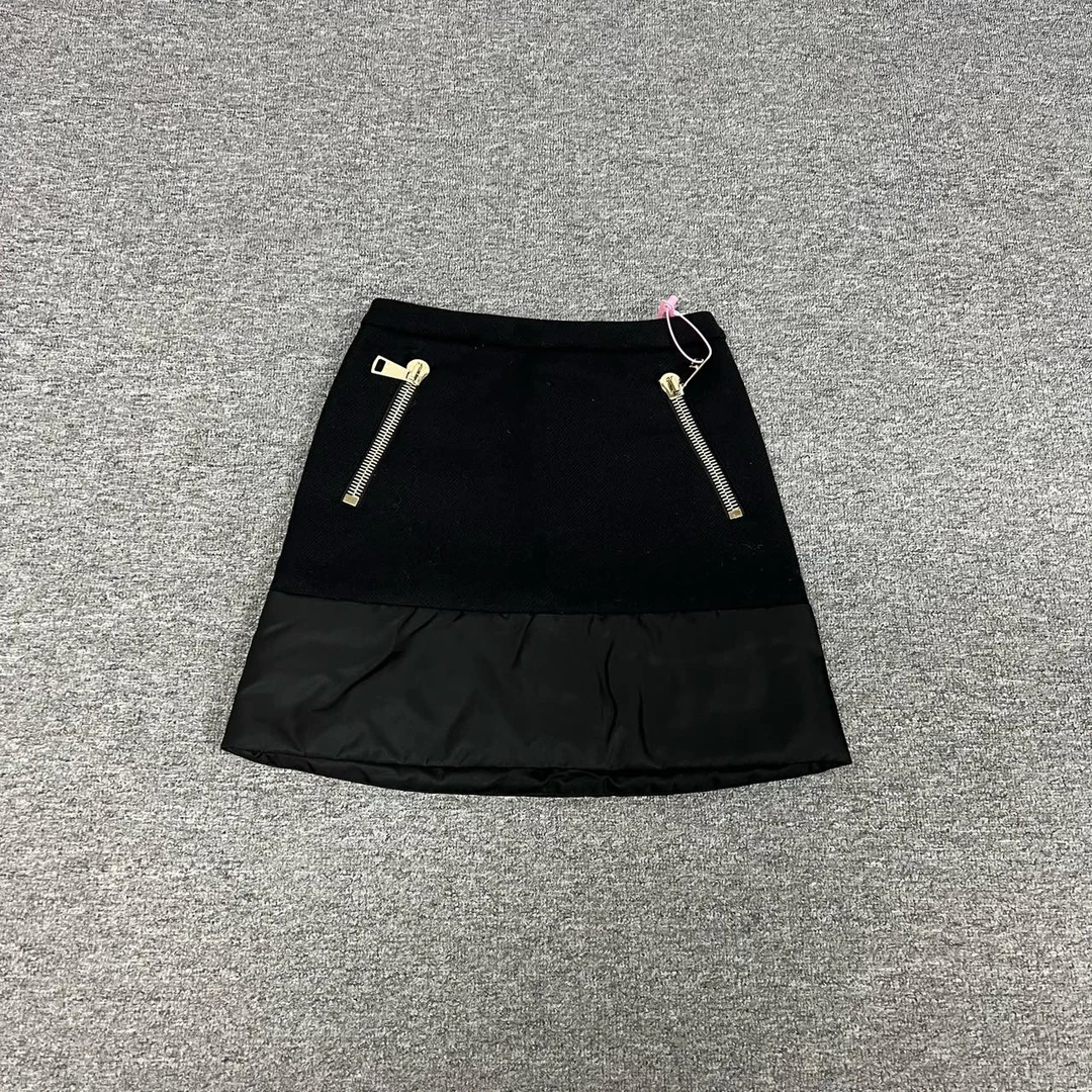 99新 MONCLER 蒙口 加绒 半身裙