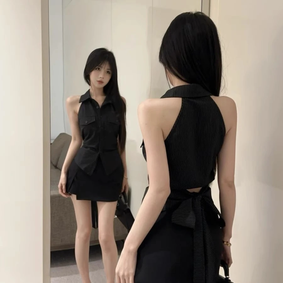 高级感黑色条纹挂脖无袖衬衫女夏设计感后背系带辣妹收腰背心上衣