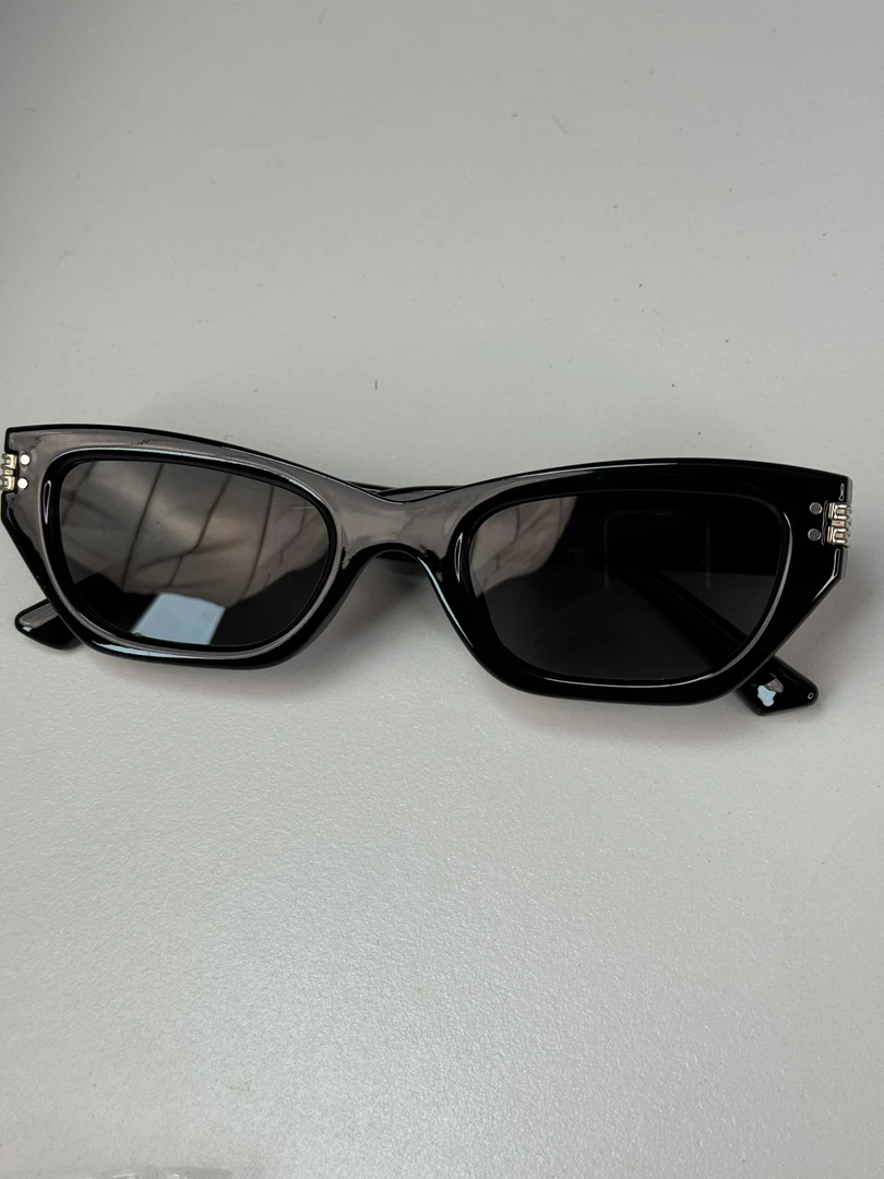 【590】2025新款高级感百搭防蓝光眼镜墨镜网红猫眼时尚