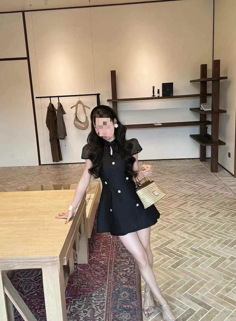 新中式镶钻盘扣拼接显瘦修身短袖上衣搭配休闲短裤套装