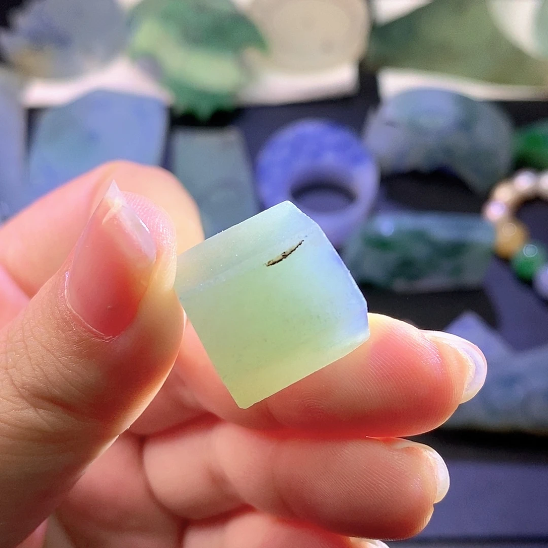 定制翡翠未镶嵌卡13珠子