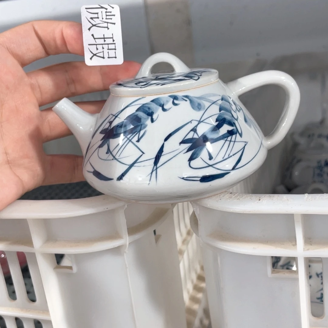 釉下手绘茶具微瑕