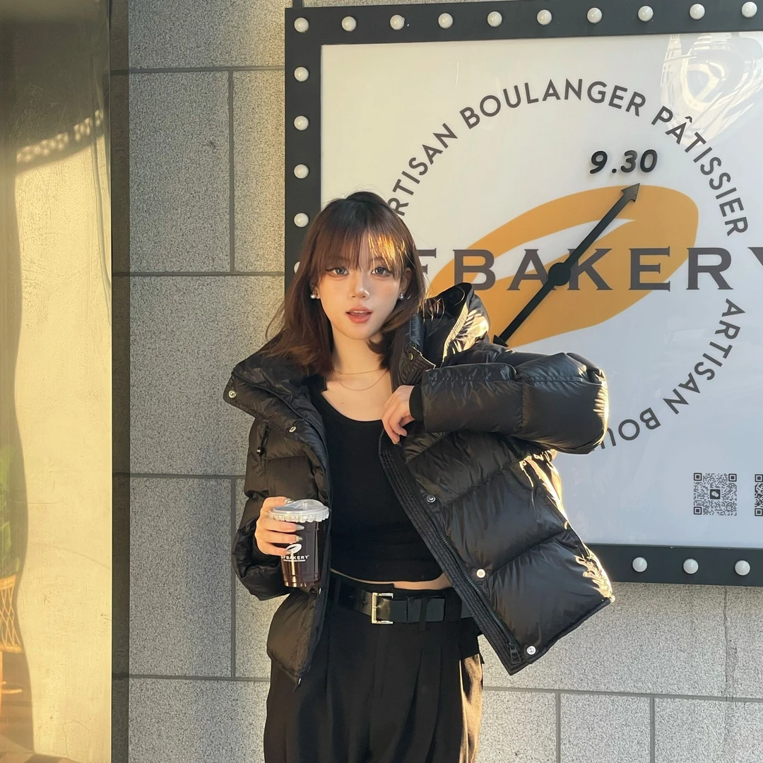 2025白鸭绒零压气质时尚休闲百搭连帽短款冬季羽绒服女反季大清仓