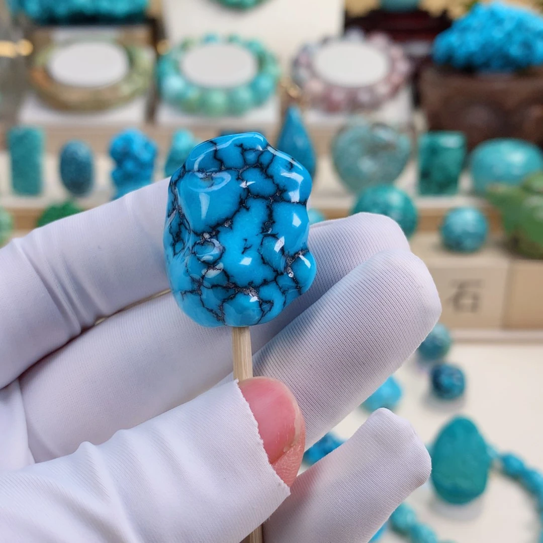 未镶嵌绿松石珠宝奇石