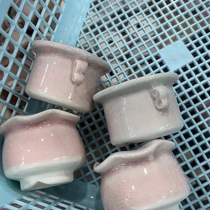 多肉花盆9.9包邮++++++ 24个颜色随机‘