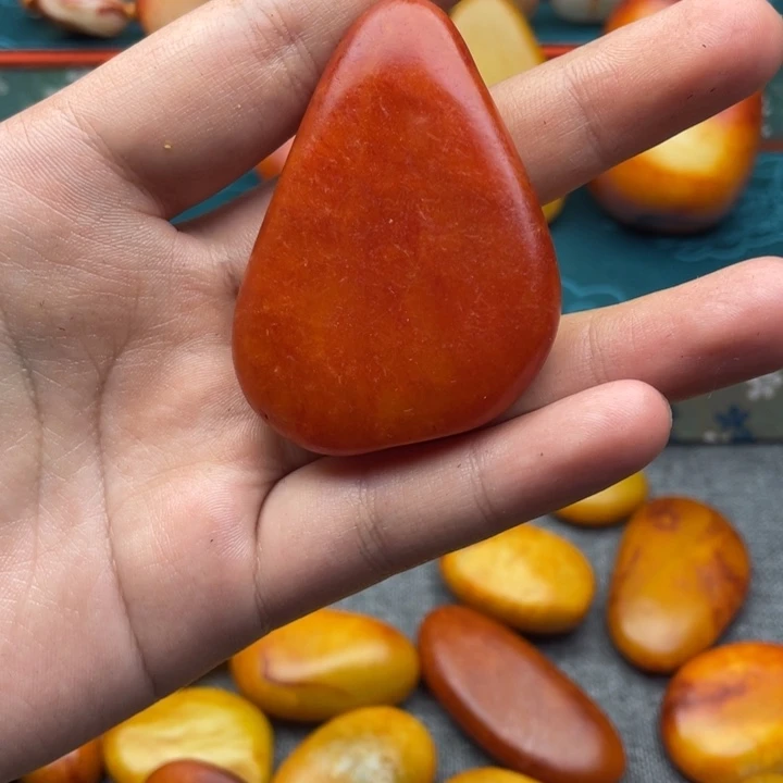 漂***生和田玉未镶嵌颈饰