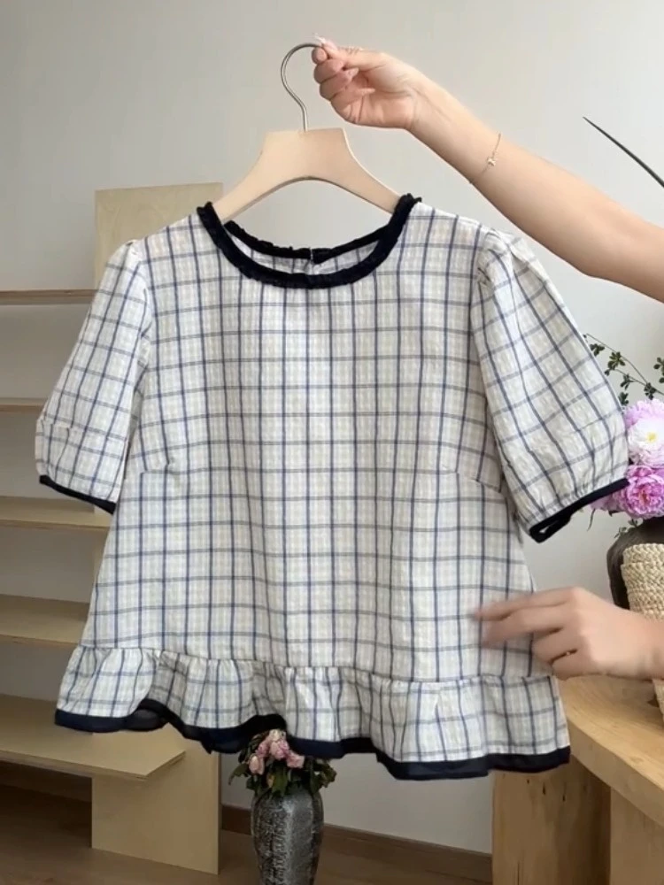 赫本风白色格子荷叶边娃娃衫衬衫今年流行的漂亮重要场合小衫女夏