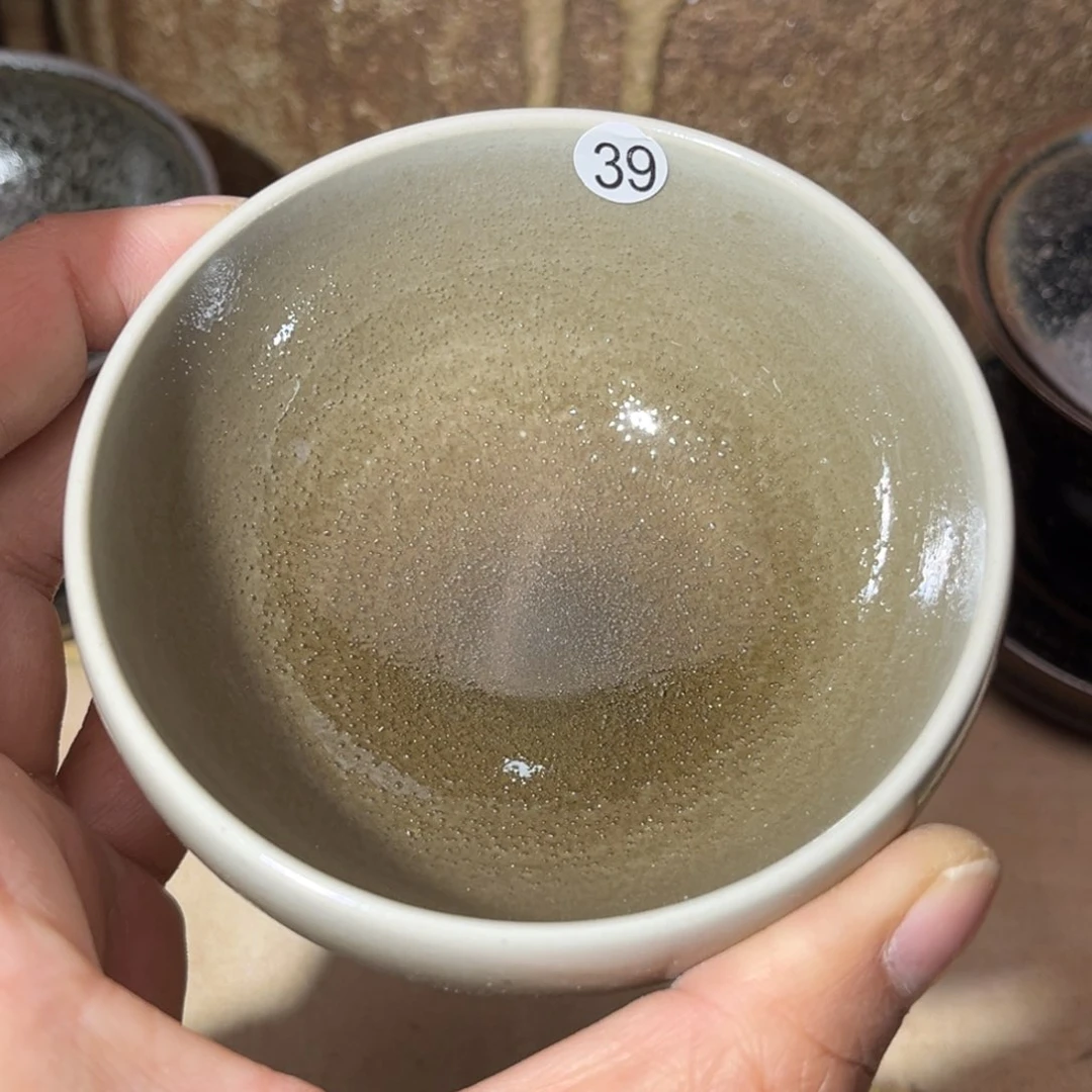 茶盏义兴龙窑坚持真柴烧