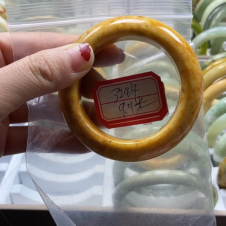蛇纹石玉手镯未镶嵌?****?