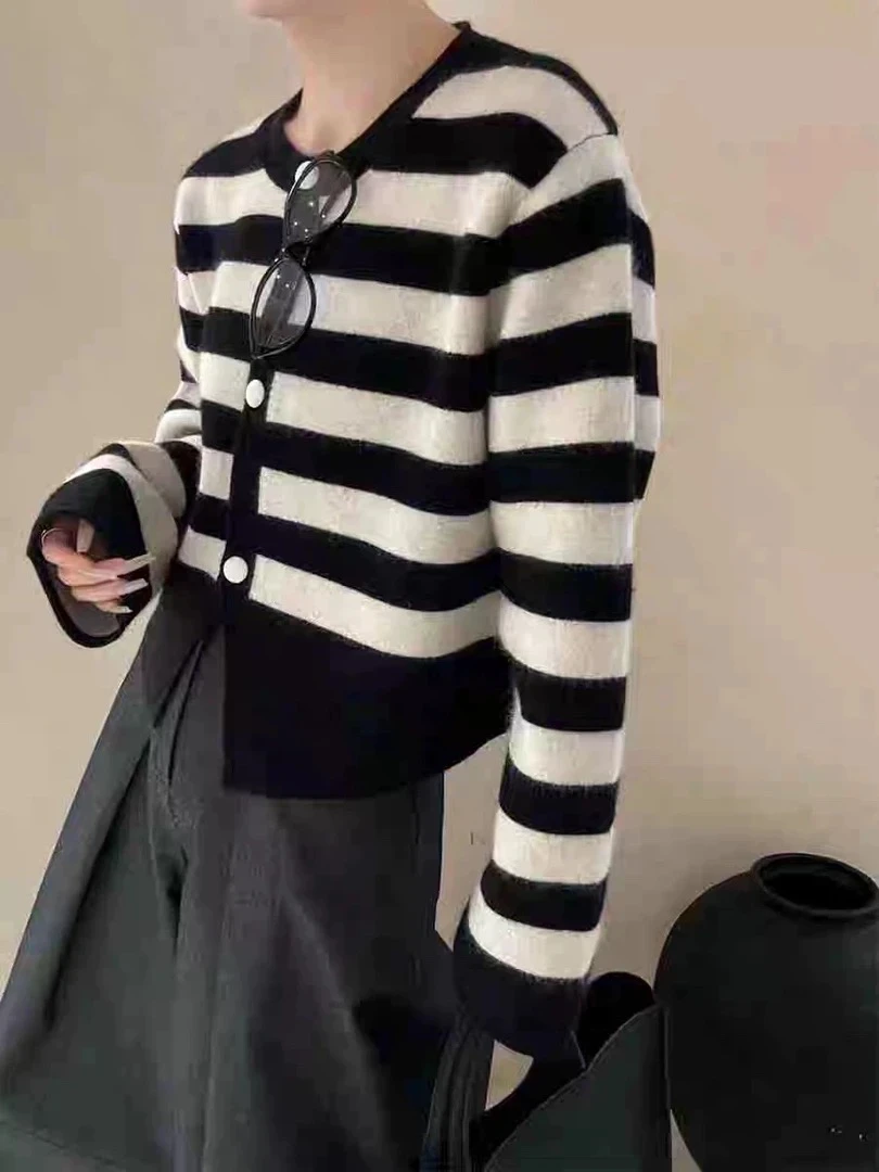 466-31高品质厚款小香风外套毛衣显瘦针织条纹慵懒