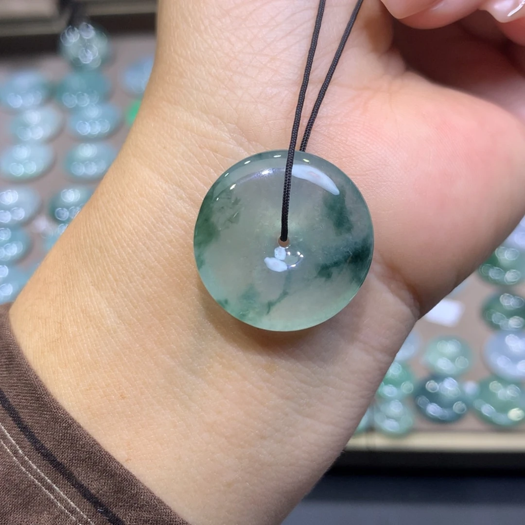 翡翠未镶嵌颈饰平安扣23*5.6