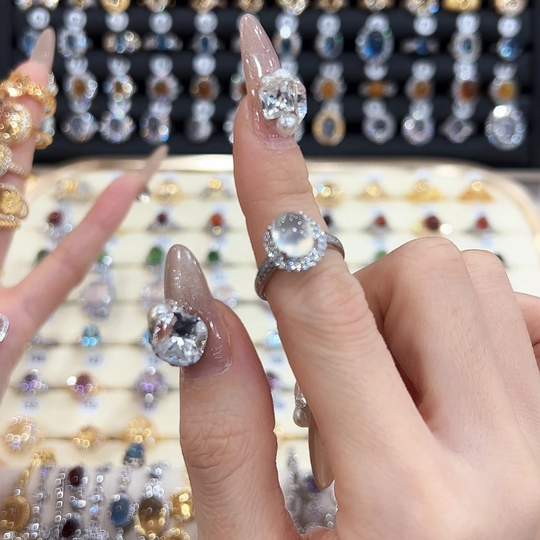 水晶戒指银S925镶嵌在*.