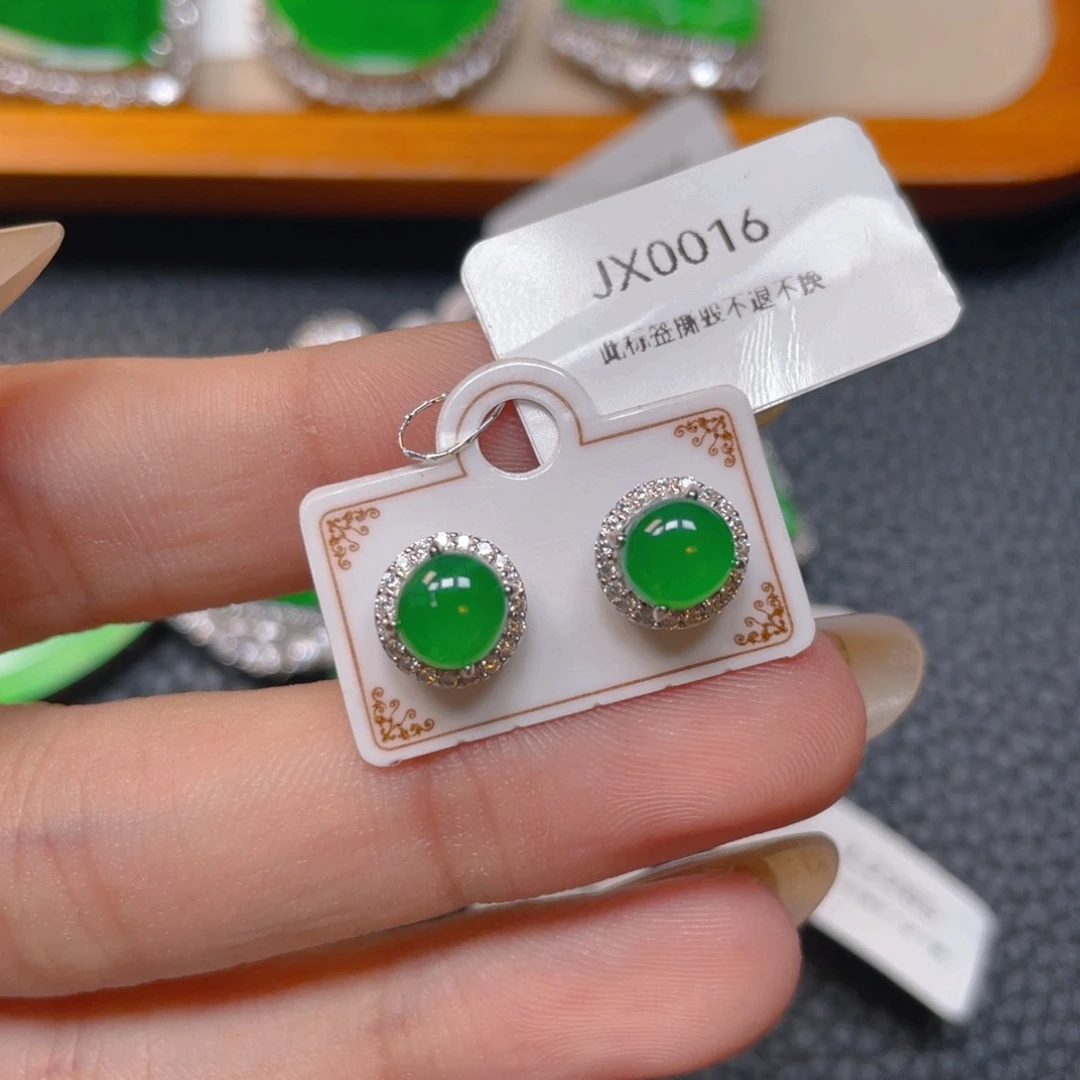 【闪购商品】翡翠银S925镶嵌吊坠(不含链)好***土翡翠