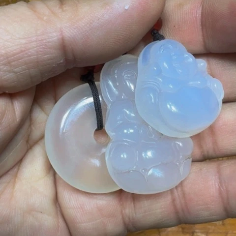 玛瑙/玉髓颈饰未镶嵌龙