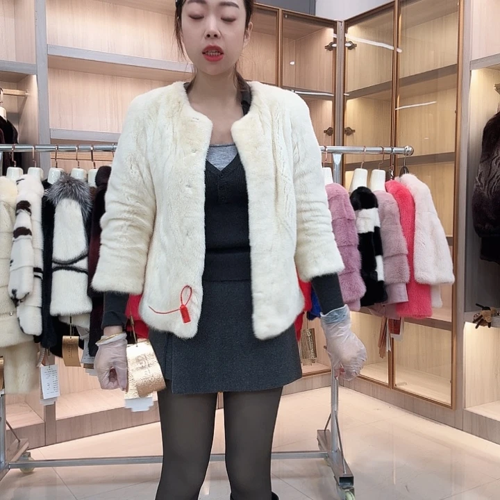 白色圆领貂皮yh0123