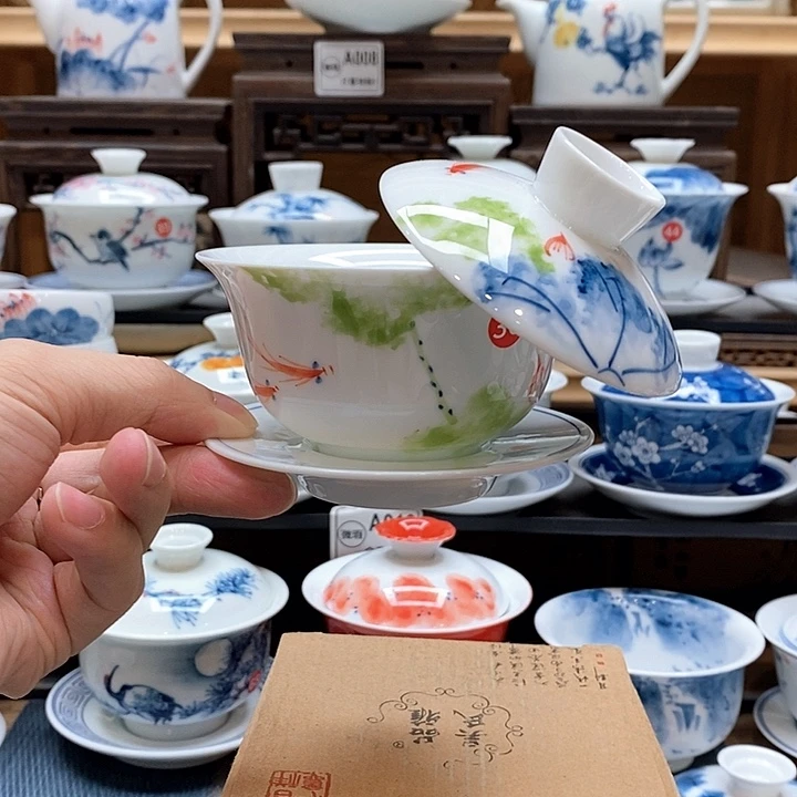 纯手绘五彩荷花悬停盖碗150cc釉下彩微瑕福利款