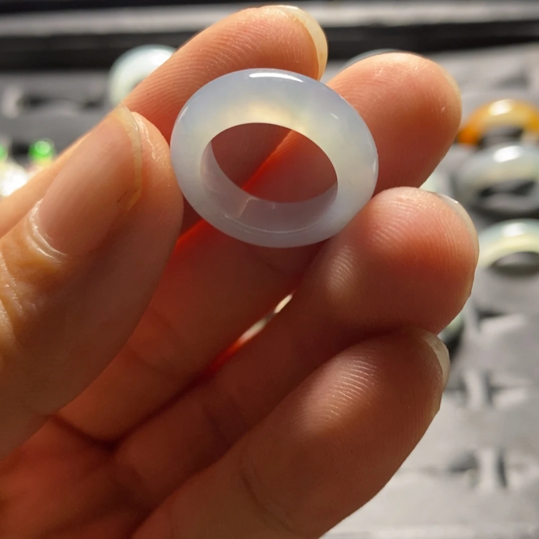 定制翡翠未镶嵌圈口6号