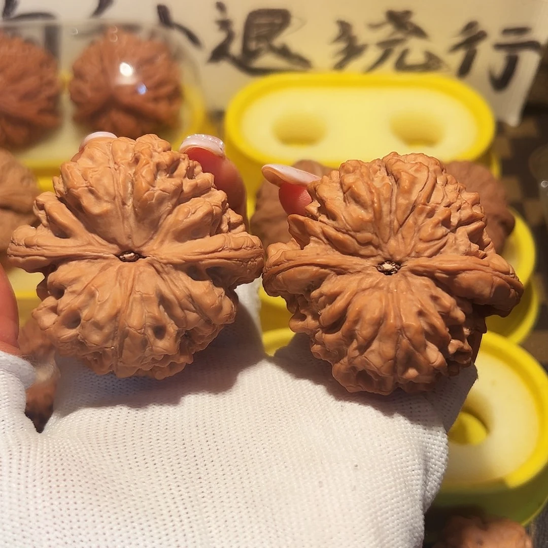 肚***疼吊坠文玩核桃54全品龙鼎