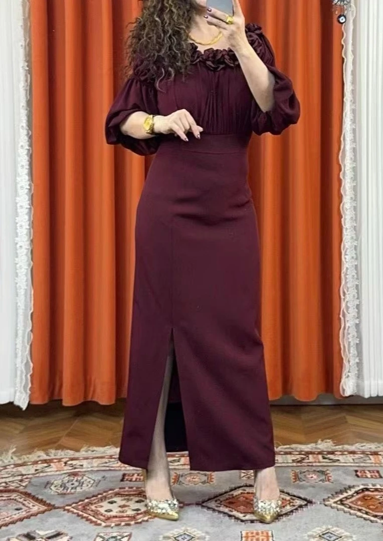 轻奢气质圆领瘦连衣裙