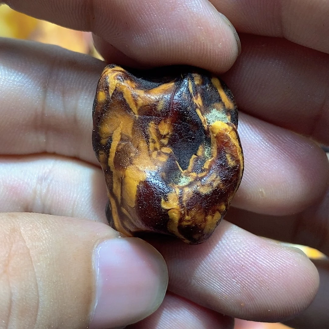 定制琥珀蜜蜡原石定制
