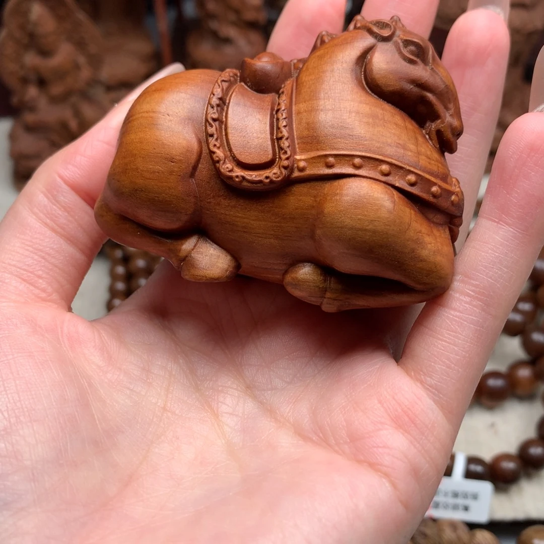 檀香木把件老山檀香唐马微瑕