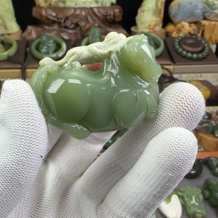 岫岩老玉（透闪石质玉）未镶嵌颈饰