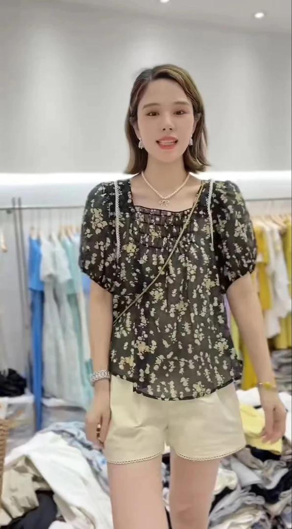 邹先森25111-29夏季薄款黑白花显瘦碎花小衫洋气穿搭必备