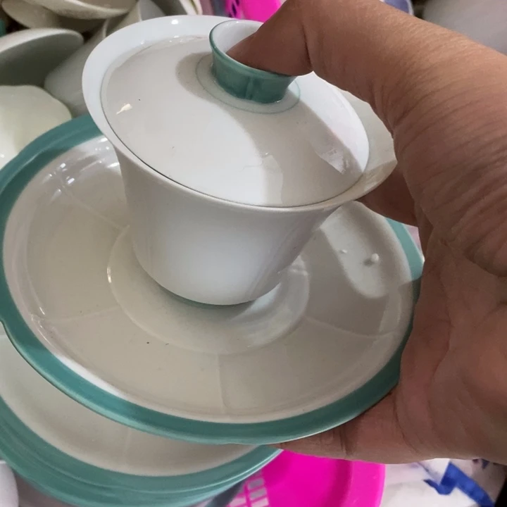 陶瓷艺术品及艺术壶