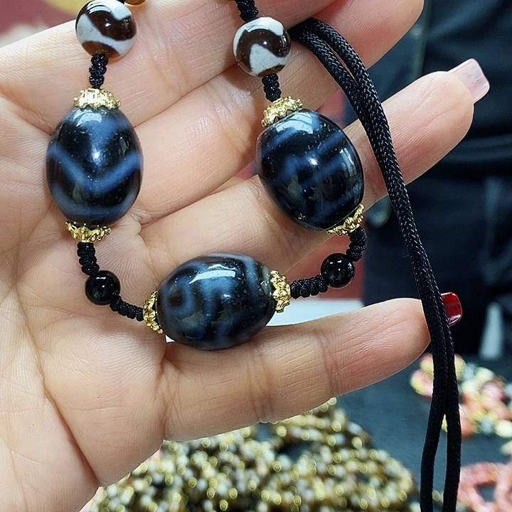 玛瑙/玉髓颈饰合金