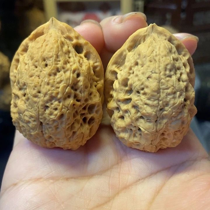 文玩核桃吊坠金山巨蛙