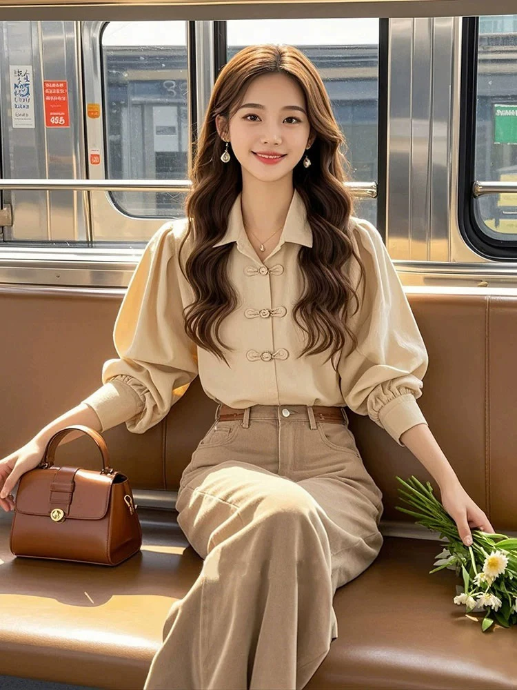 新中式杏色盘扣长袖衬衫女装2025春秋季气质独特漂亮复古衬衣上衣