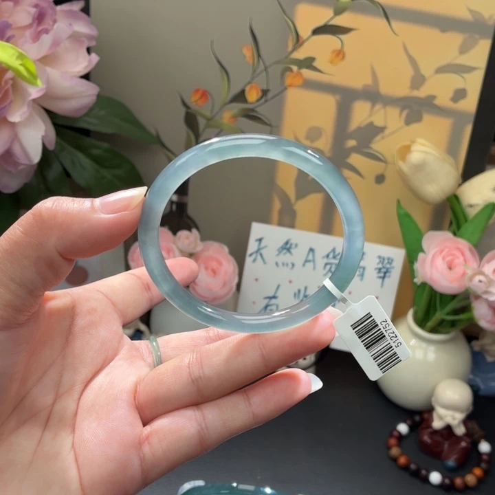翡翠未镶嵌手镯冰胶蓝