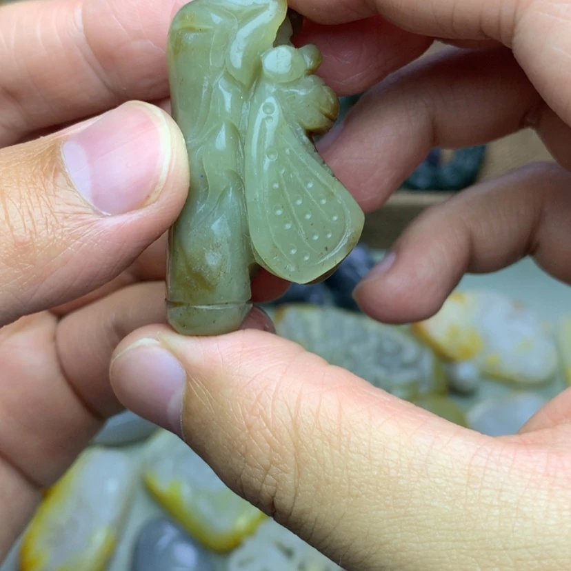 【闪购商品】颈饰未镶嵌和田玉