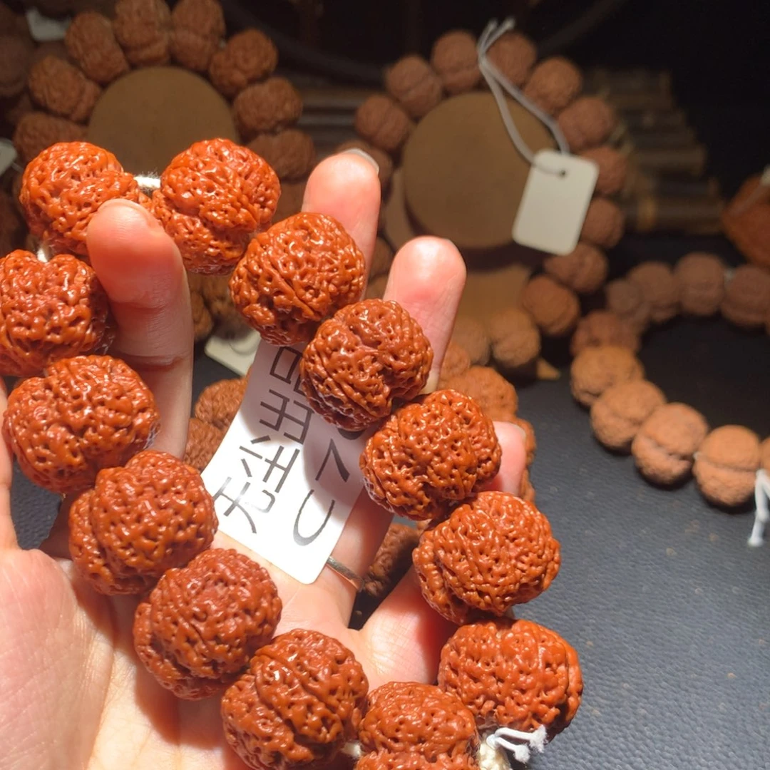 刘***勃金刚菩提手串26+梅花定制