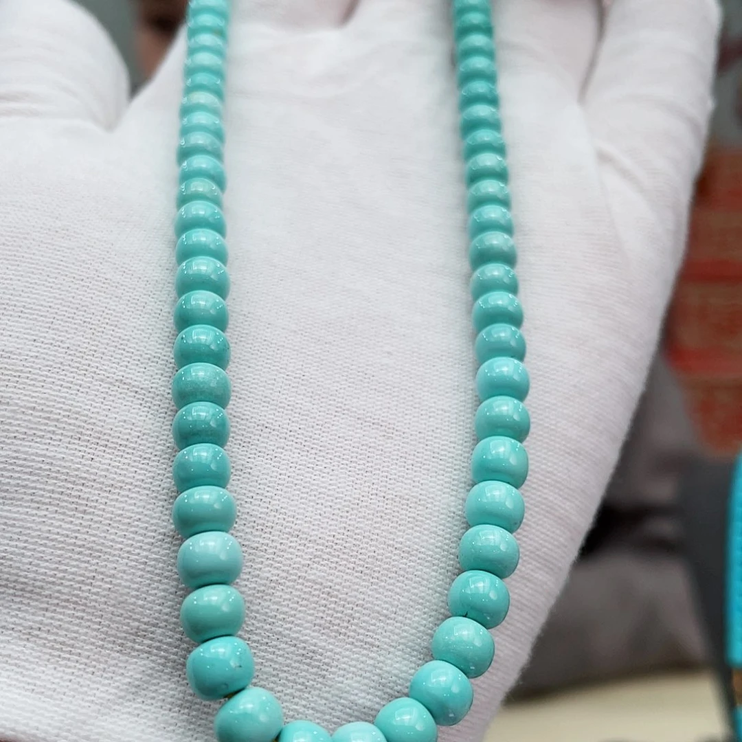 绿松石颈饰未镶嵌