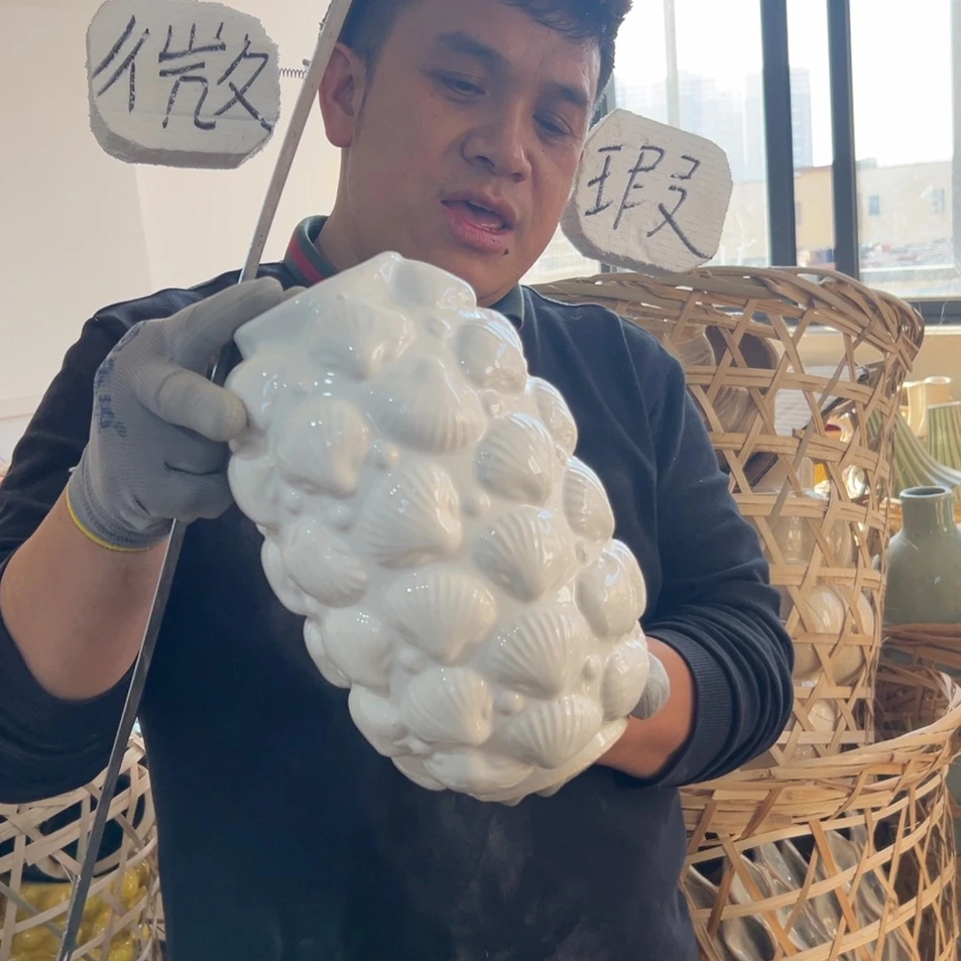 摆件94 号高中低温陶瓷工艺瓶(部分微瑕)