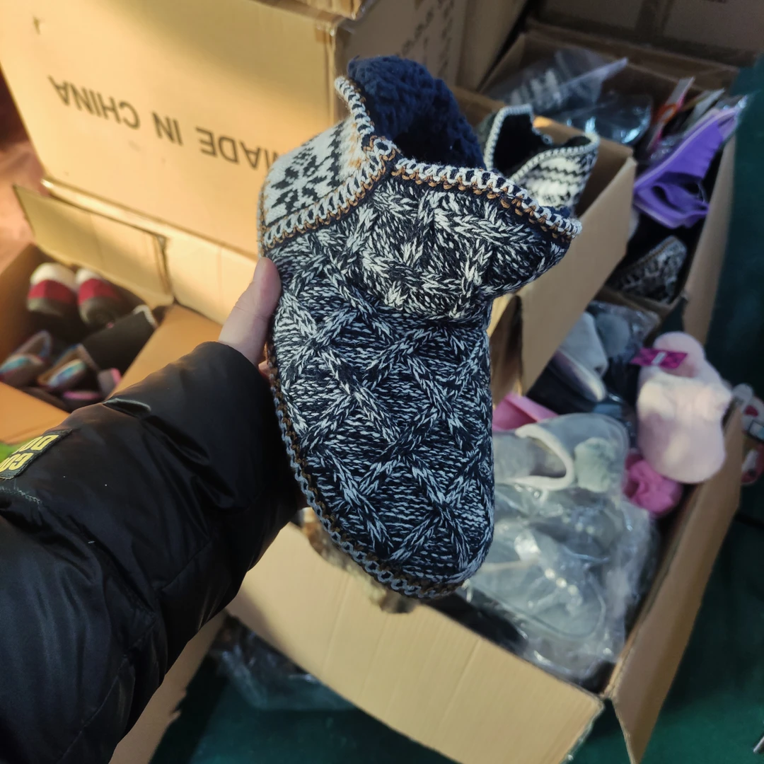 雪地靴灰色居家拖鞋