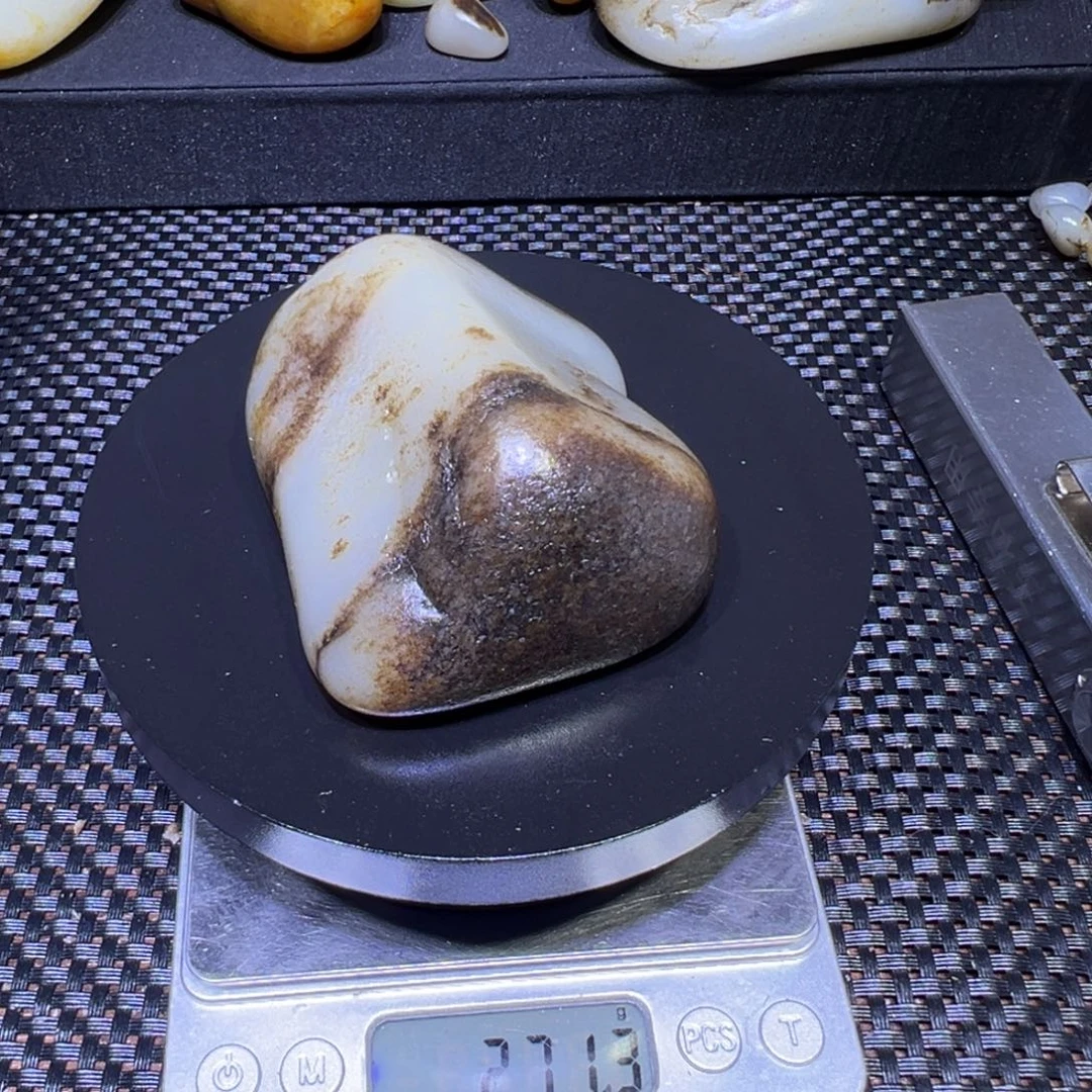 和田玉（子料）未镶嵌吊坠(不含链)271克