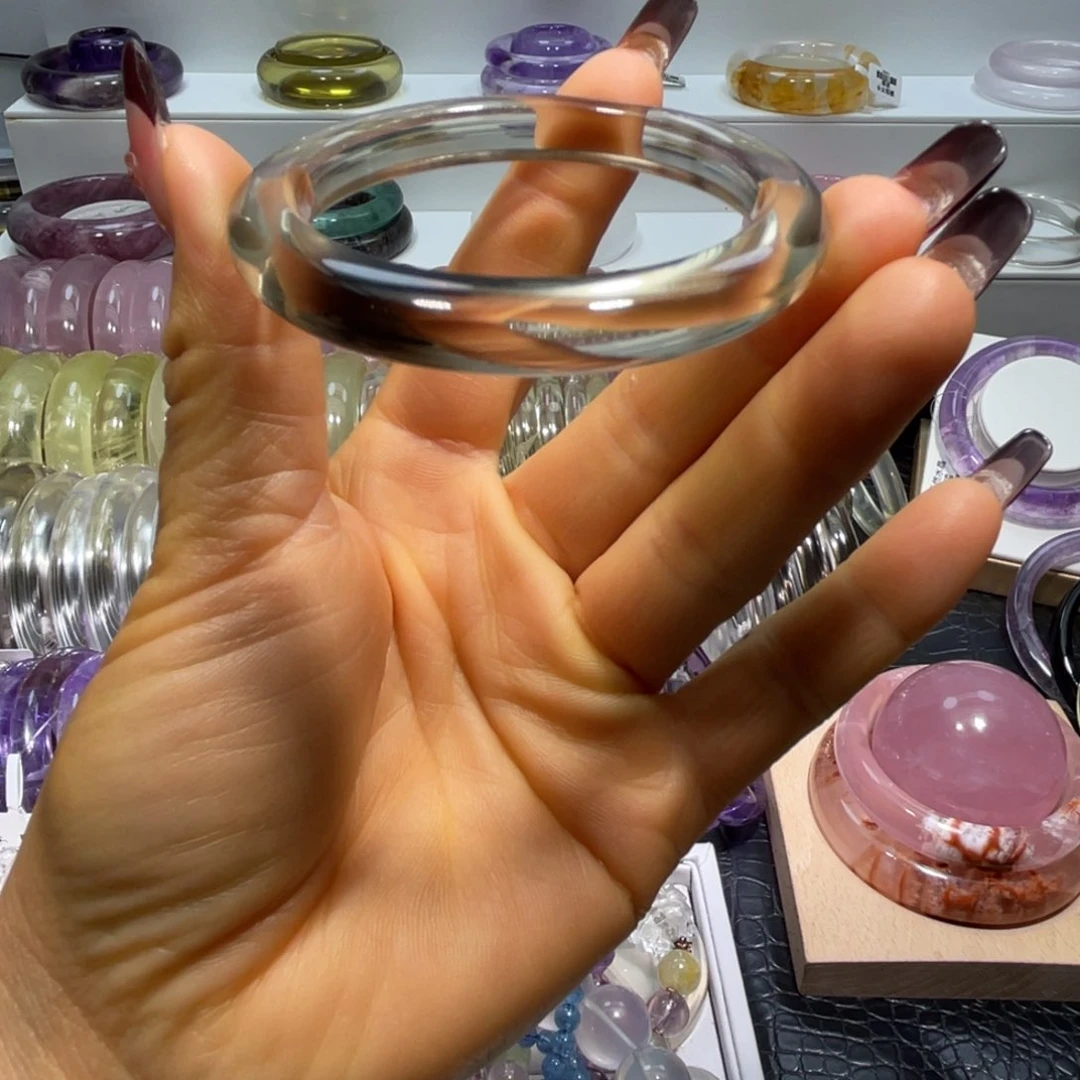 水晶手镯54圈口31号全净体未镶嵌