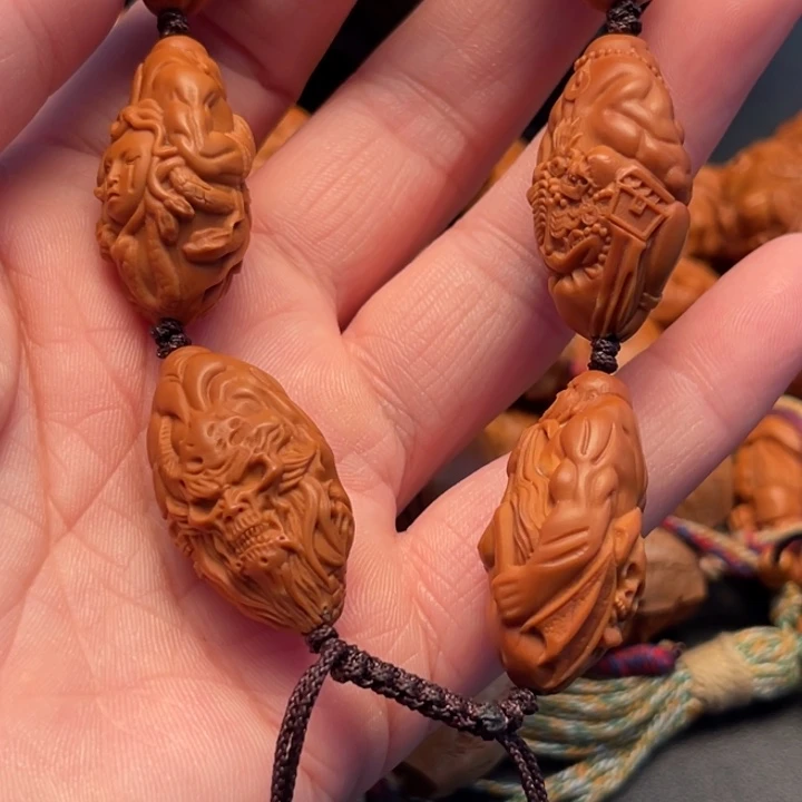 *****吊坠橄榄核七宗罪