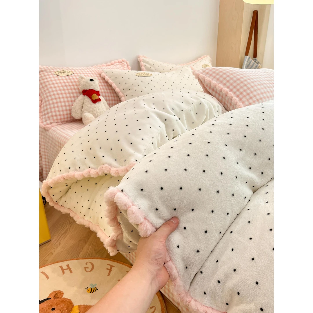 ins韩风波点牛奶绒保暖四件套可爱毛球双面绒被套法兰绒床单床笠