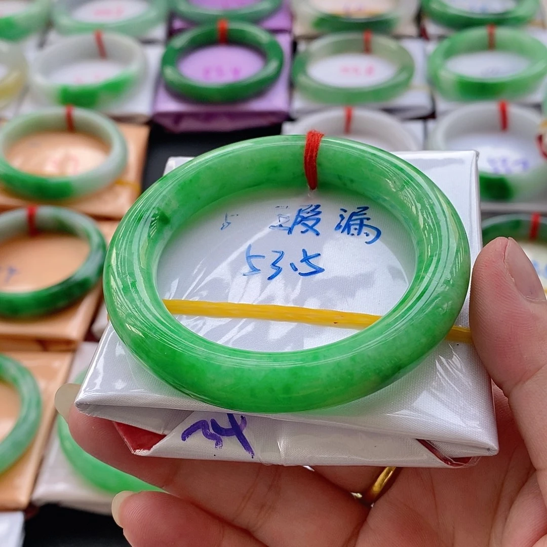 方***神翡翠手镯未镶嵌分单